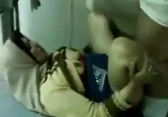 美しいブルネットのための楽しい収入 女 向け 無料 エロ 動画