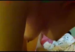 カップルは鏡の前で性交し、自宅で映画を作る 女 の ため の エロ 動画