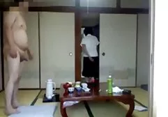 監督が大きな間違いを感じさせる小さな胸の女優 エロ 動画 女 用